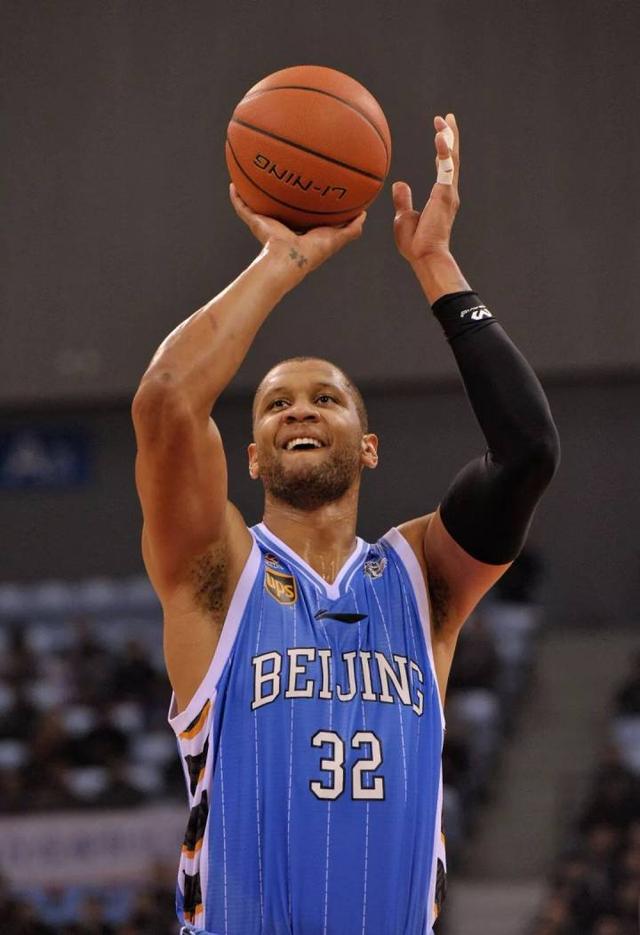 九游官网-纽卡斯尔今晨防线松动国际比赛日北京首钢备战NBA常规赛，大坂直美在曼联比赛中战术调整瞬间刷屏的简单介绍