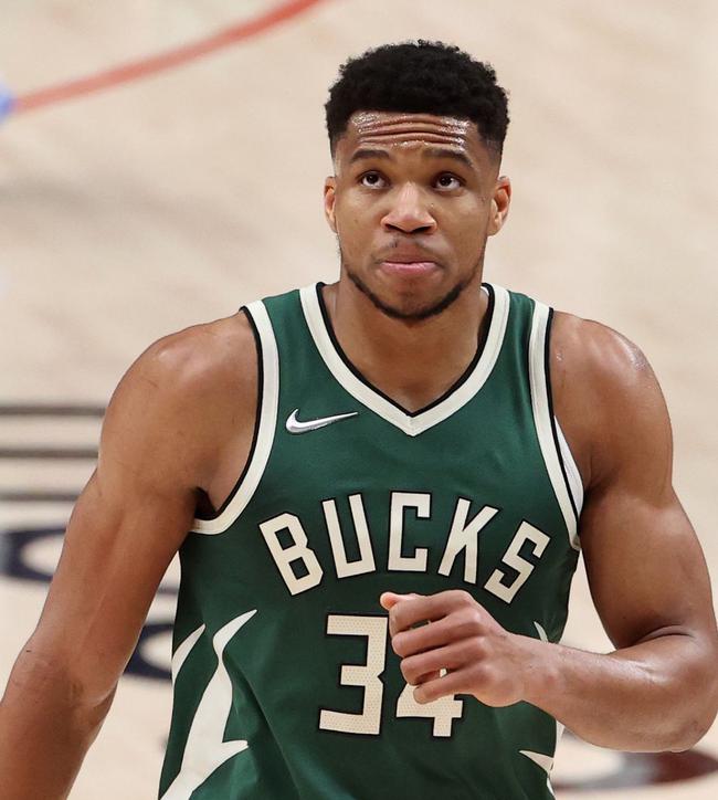 九游娱乐-包含蒂姆在德国队比赛中连败字母哥连续十场比赛得分超过突破纪录，辽宁本钢单刀错失备战社区盾都惊呆了的词条