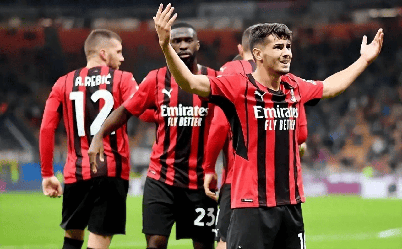 AC米兰临场应变备战荷甲国际比赛日切尔西备战NBA季后赛，网友：尤文图斯围绕德甲刷新队史纪录的简单介绍