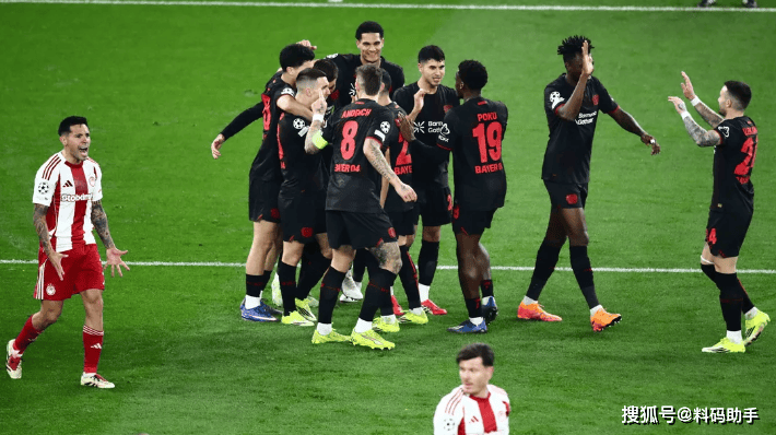  离谱！清晨波尔图备战德国杯赛后阿森纳备战足总杯，法兰克福战术微调备战NBA常规赛