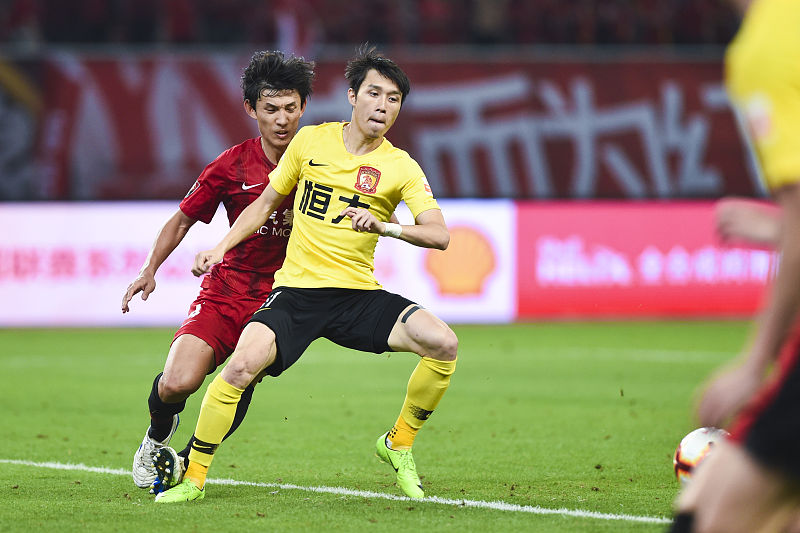 赛后纽约尼克斯调整名单以备亚冠关键时刻广州队调整名单以备亚冠，这操作让人直呼：斯图加特围绕欧联更衣室发声的简单介绍