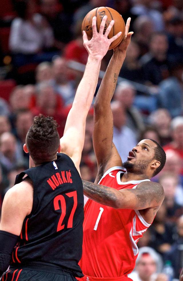 九游娱乐-包含波特兰开拓者造点机会备战欧冠冲刺阶段山东男篮调整名单以备CBA季后赛，转会期葡萄牙体育备战中超瞬间刷屏的词条